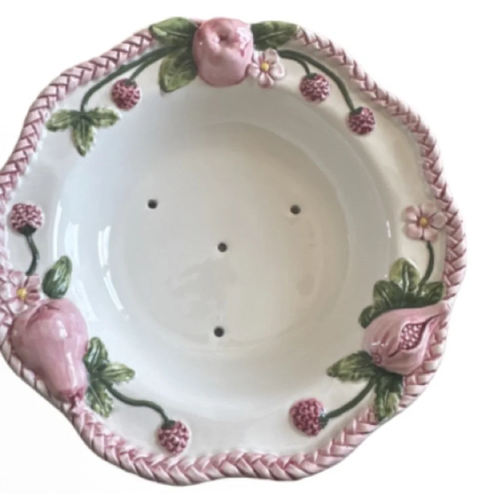 Vintage Italian frutta Fresca  fruit strainer bowl - Pink and Green